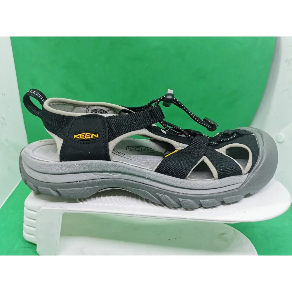 Keen Venice H2 Sandals Womens Size 7.5 Black/Gray Waterproof Closed Toe Outdoor